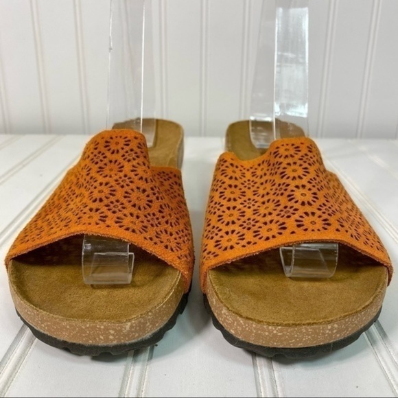A.‎ Giannetti Perforated Slip onSandals Size 6.5 Orange Suede - Picture 3 of 10
